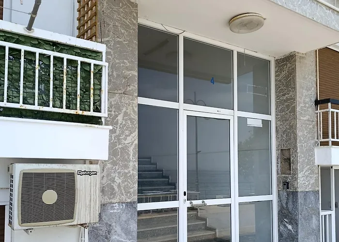 The Nest * Ájoi Theódori