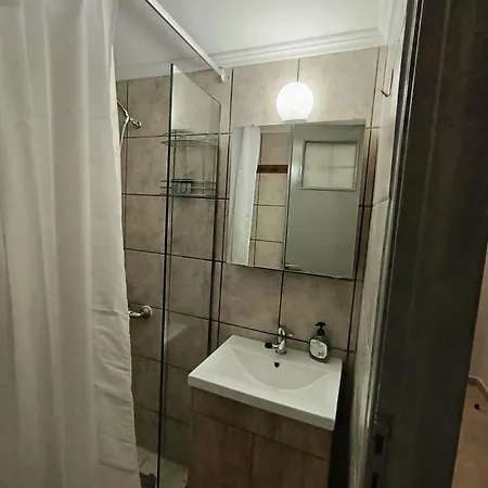 The Nest 아파트 아이 테오도리